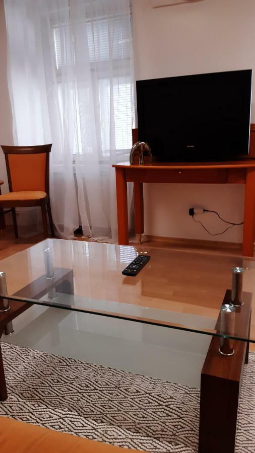 Big Modern Doubleroom Near Cathedral Kösice Dış mekan fotoğraf